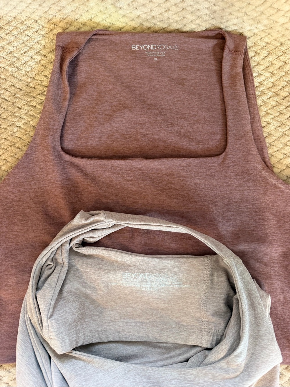 Beyond Yoga Dusty Mauve Layered Workout Tanks XL - Picture 3 of 4